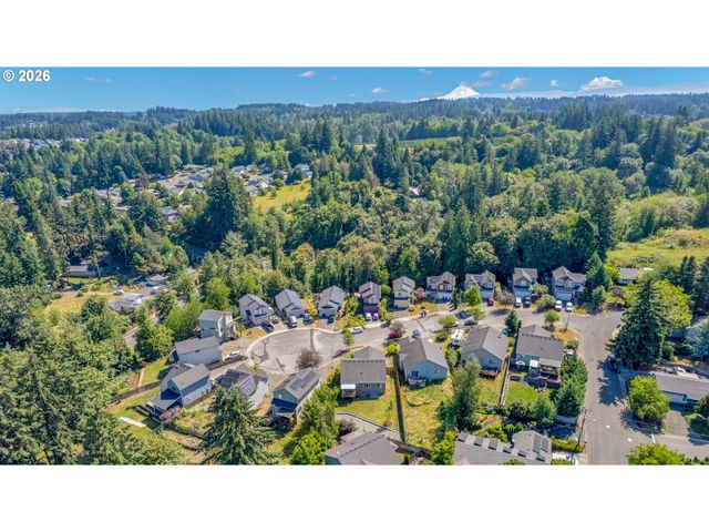 575 Ne CADEN Ct, Estacada, OR 97023