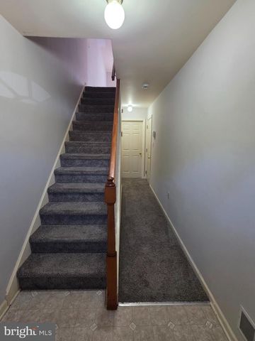 211 7TH AVE, Wilmington, DE 19805