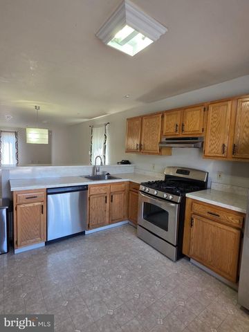 211 7TH AVE, Wilmington, DE 19805