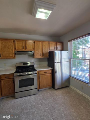 211 7TH AVE, Wilmington, DE 19805