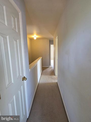 211 7TH AVE, Wilmington, DE 19805