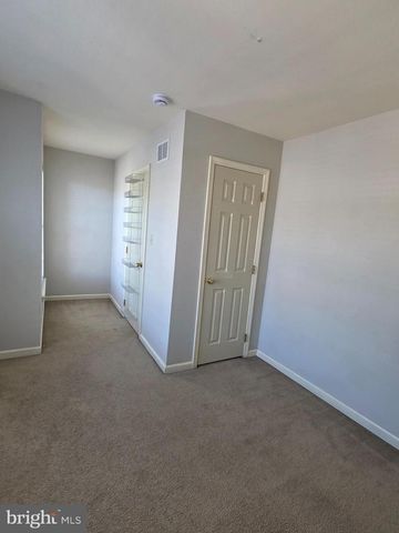 211 7TH AVE, Wilmington, DE 19805
