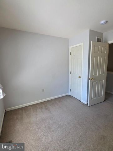 211 7TH AVE, Wilmington, DE 19805