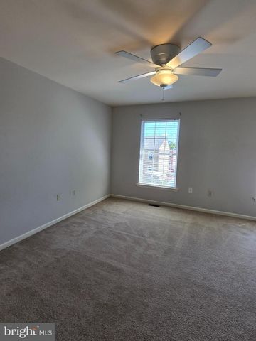 211 7TH AVE, Wilmington, DE 19805