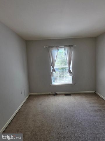 211 7TH AVE, Wilmington, DE 19805
