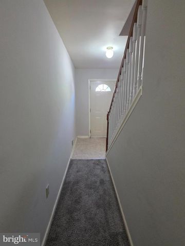 211 7TH AVE, Wilmington, DE 19805