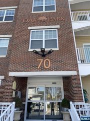 70 Oak Street 306, Rochelle Park, NJ 07662