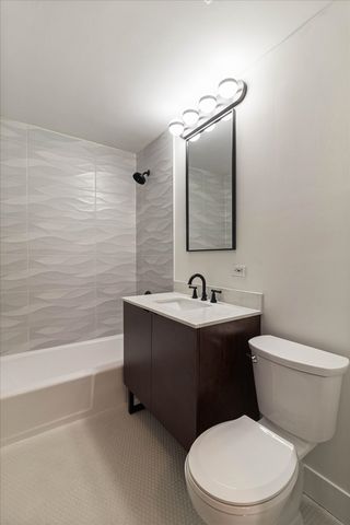 2334 N Harlem Avenue 3C, Elmwood Park, IL 60707