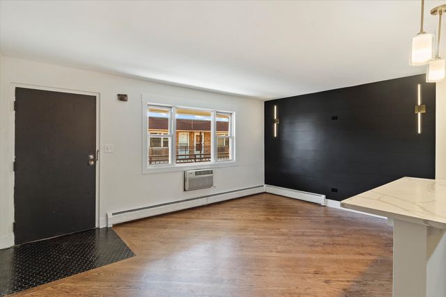 2334 N Harlem Avenue 3C, Elmwood Park, IL 60707