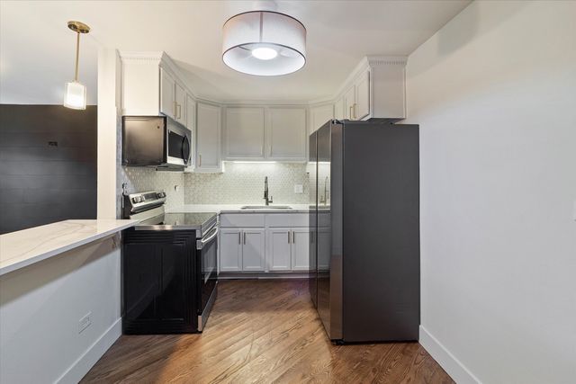 2334 N Harlem Avenue 3C, Elmwood Park, IL 60707