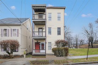 18 Center Street 1, Poughkeepsie, NY 12601