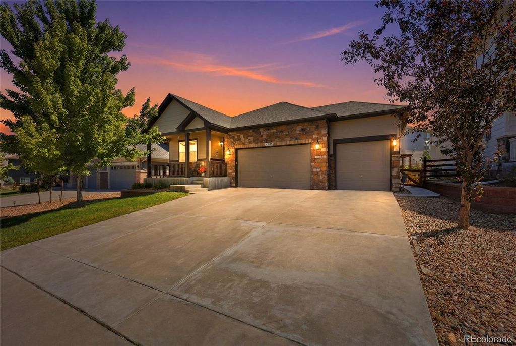 4832 S Tempe Street, Aurora, CO 80015
