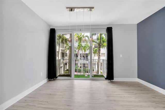 2725 NE 8 AVE 113, Wilton Manors, FL 33334