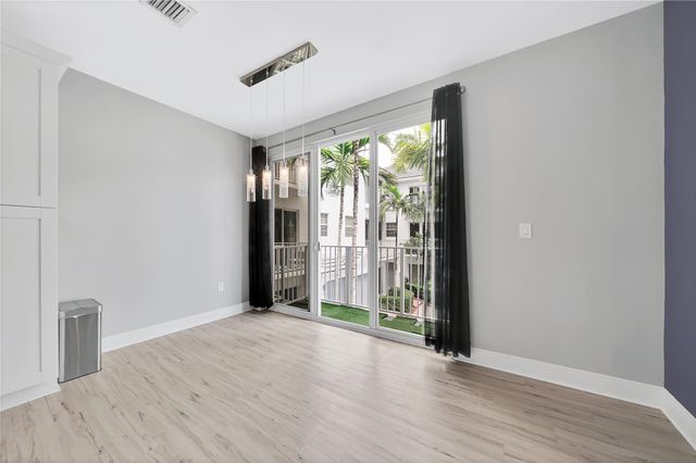 2725 NE 8 AVE 113, Wilton Manors, FL 33334