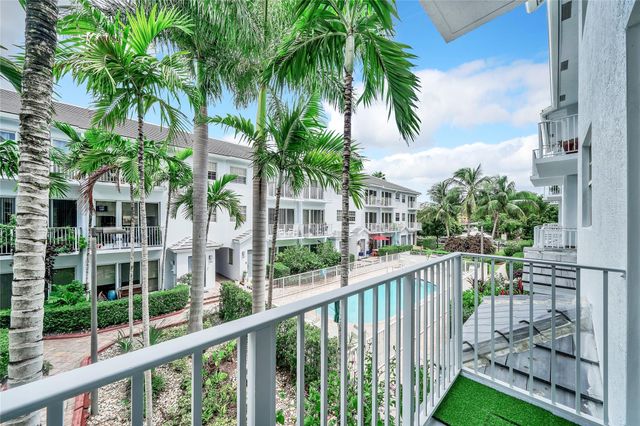 2725 NE 8 AVE 113, Wilton Manors, FL 33334