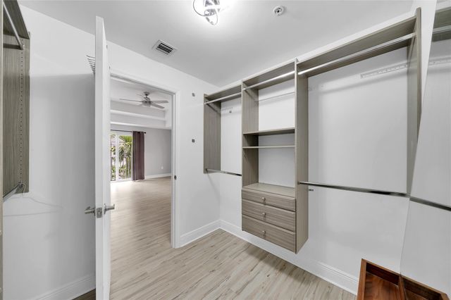 2725 NE 8 AVE 113, Wilton Manors, FL 33334