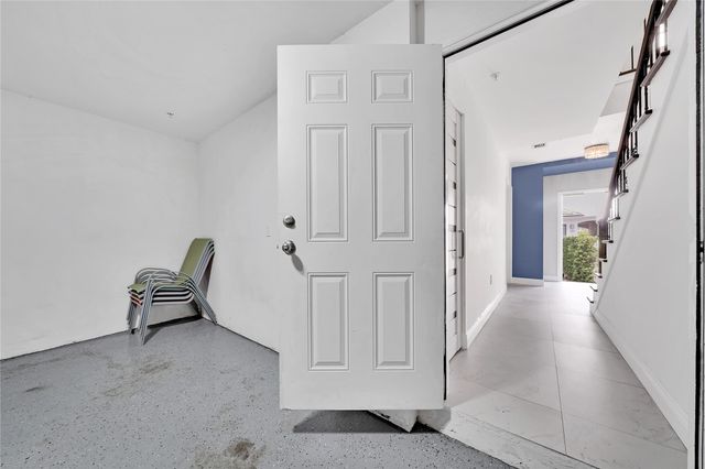 2725 NE 8 AVE 113, Wilton Manors, FL 33334