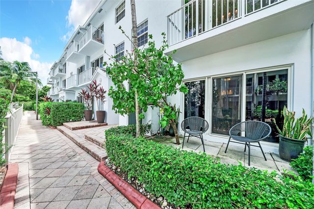 2725 NE 8 AVE 113, Wilton Manors, FL 33334