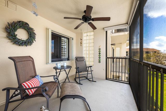 1301 Seafarer Circle 405, Jupiter, FL 33477