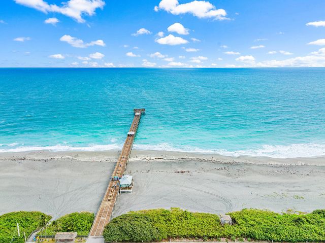 1301 Seafarer Circle 405, Jupiter, FL 33477