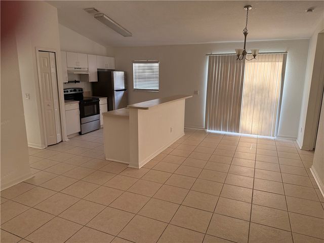2156 16th Avenue SW, Vero Beach, FL 32962