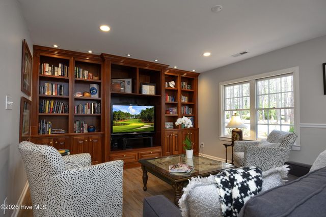 45 Huntington Valley Drive, Pinehurst, NC 28374