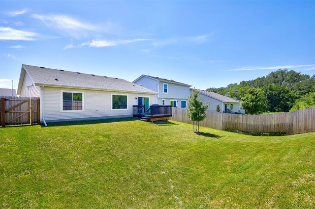 4413 E 44th Street, Des Moines, IA 50317