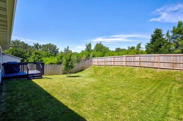 4413 E 44th Street, Des Moines, IA 50317