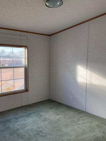 1046 S Farley Street, Pampa, TX 79065