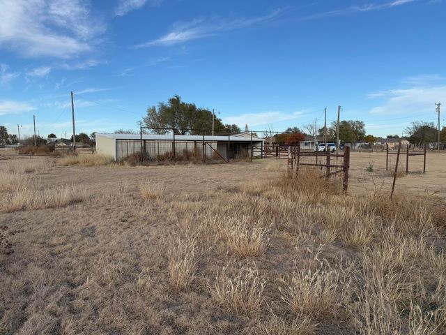 1046 S Farley Street, Pampa, TX 79065