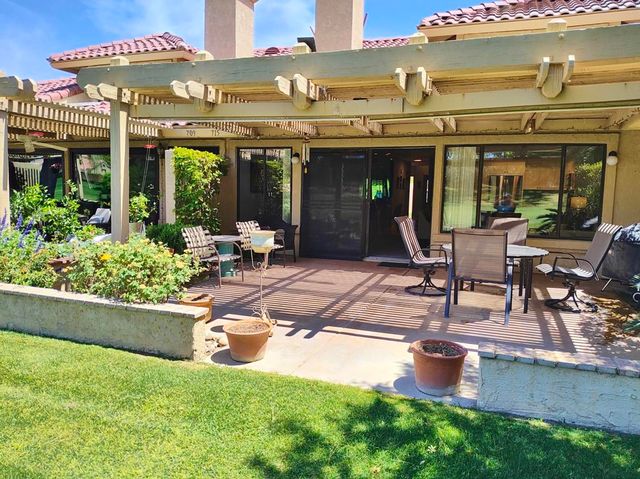 41715 Woodhaven Drive W, Palm Desert, CA 92211