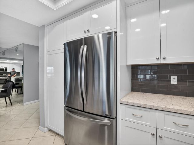41715 Woodhaven Drive W, Palm Desert, CA 92211
