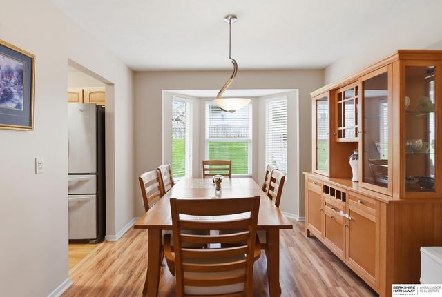 5716 S 158th Street, Omaha, NE 68135