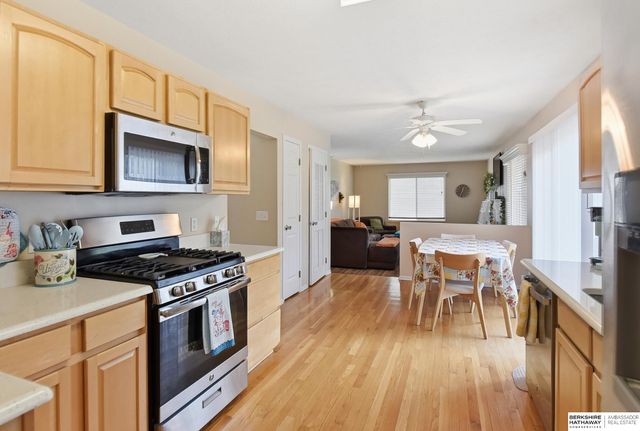 5716 S 158th Street, Omaha, NE 68135