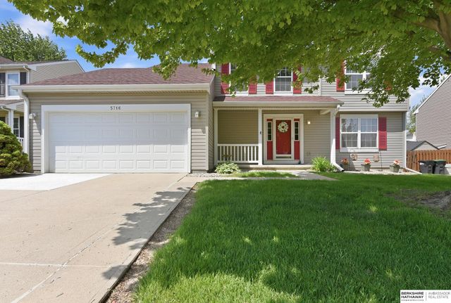 5716 S 158th Street, Omaha, NE 68135