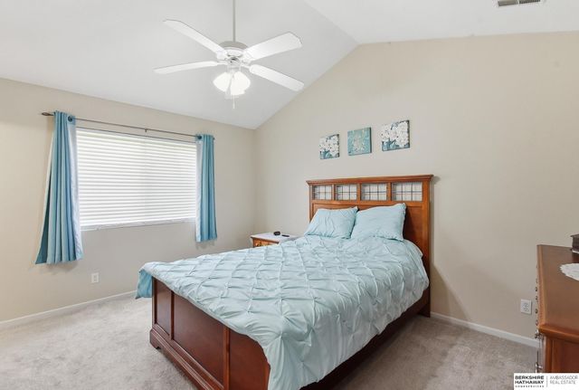 5716 S 158th Street, Omaha, NE 68135