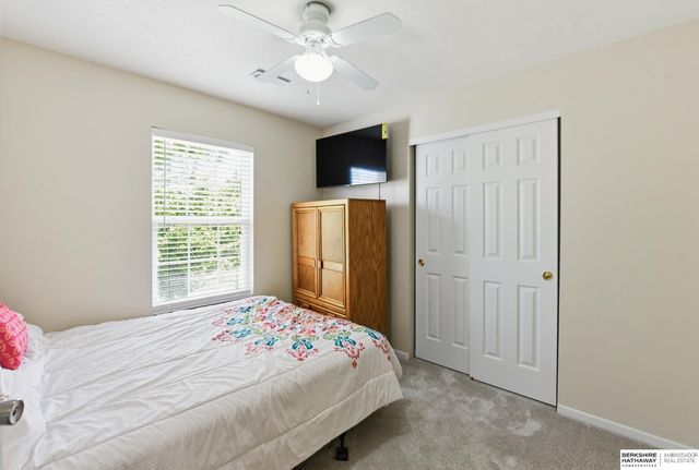 5716 S 158th Street, Omaha, NE 68135