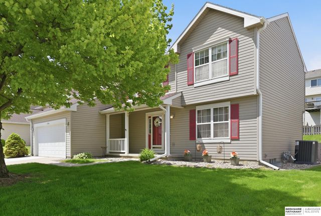 5716 S 158th Street, Omaha, NE 68135