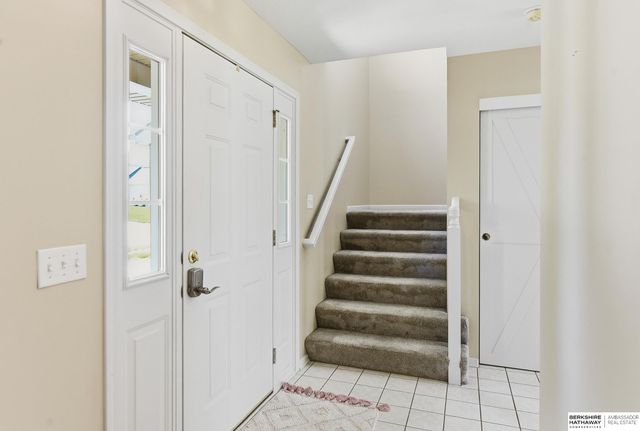 5716 S 158th Street, Omaha, NE 68135