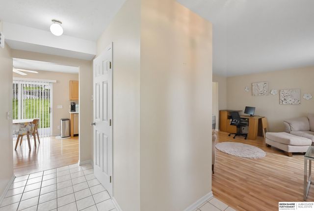 5716 S 158th Street, Omaha, NE 68135