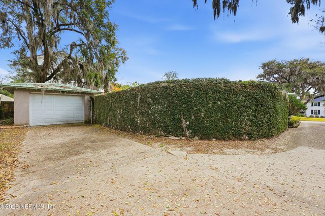 4014 BARCELONA Avenue, Jacksonville, FL 32207