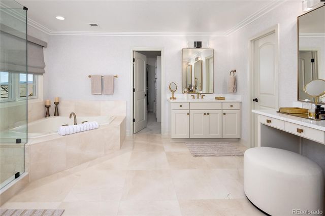 11877 W Yale Place, Lakewood, CO 80228