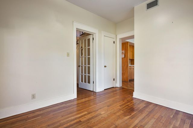 141 S Grace Street, Crockett, TX 75835
