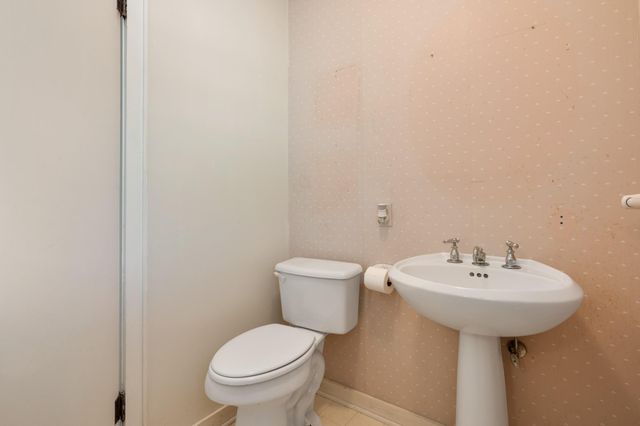 141 S Grace Street, Crockett, TX 75835