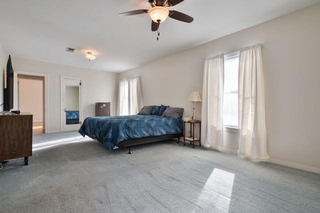 141 S Grace Street, Crockett, TX 75835
