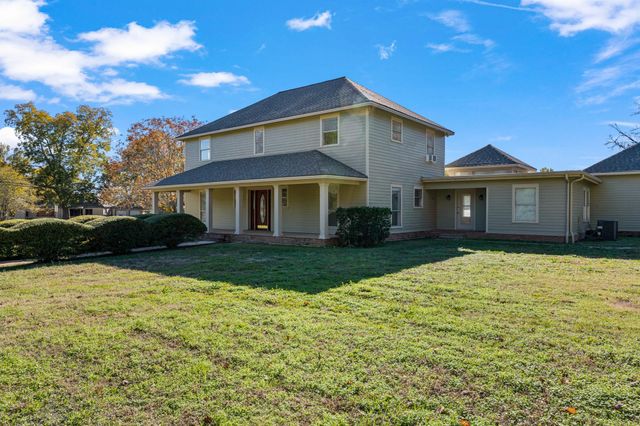 141 S Grace Street, Crockett, TX 75835