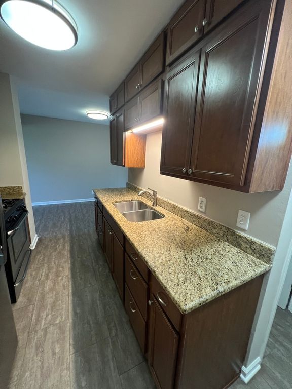 460 Mallview Lane, Bolingbrook, IL 60440 — photo 4