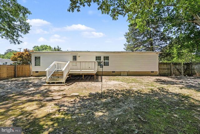3301 STRATFORD ST, Colonial Beach, VA 22443
