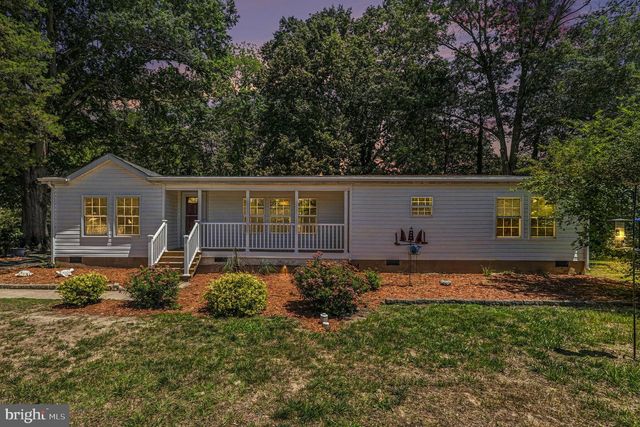 3301 STRATFORD ST, Colonial Beach, VA 22443