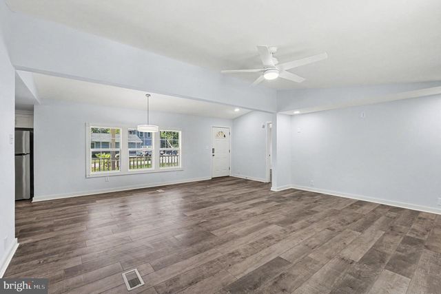 3301 STRATFORD ST, Colonial Beach, VA 22443